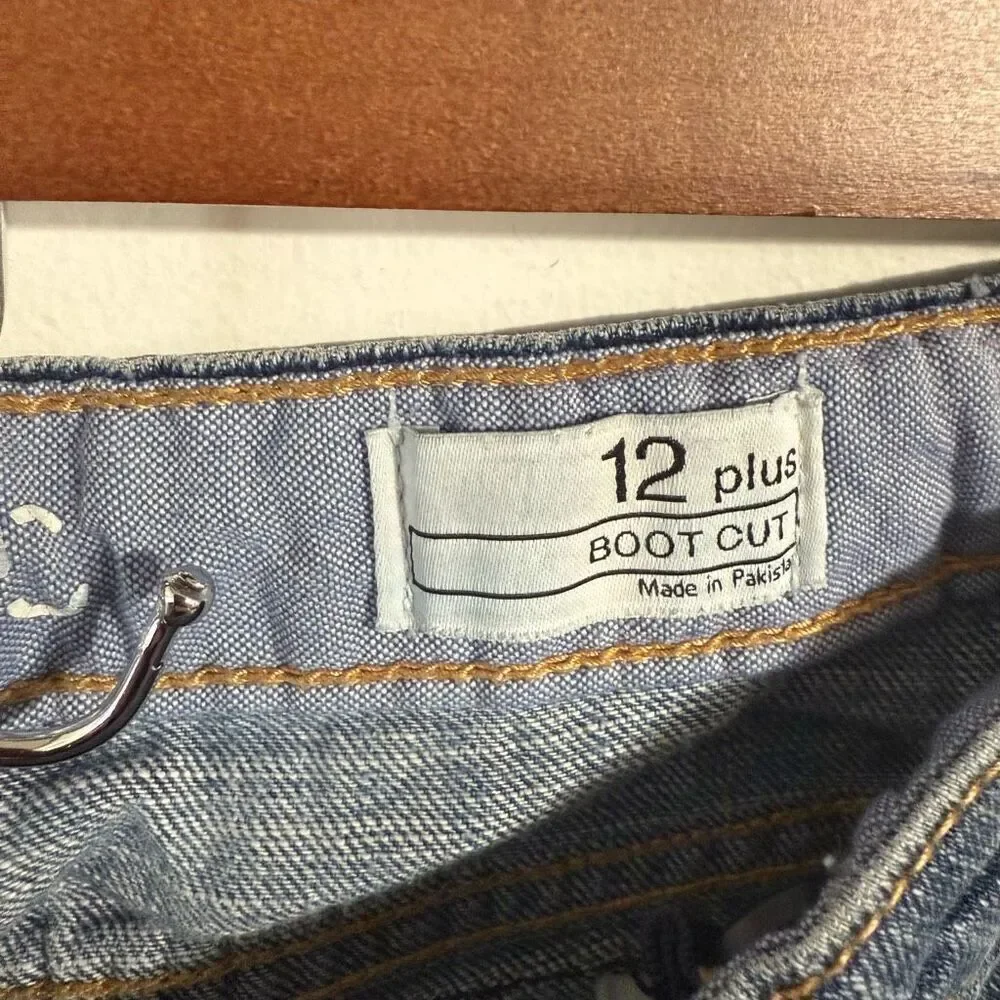 Gap kids size 12 boot Cut denim jeans‎ ￼